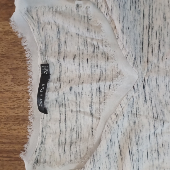 Doe & Rae long sleeve shirt size small - Picture 2 of 9